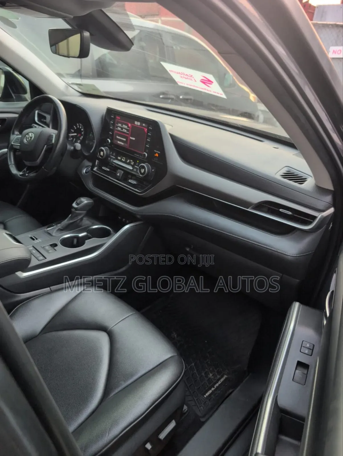 Toyota Highlander XLE 2021 Black