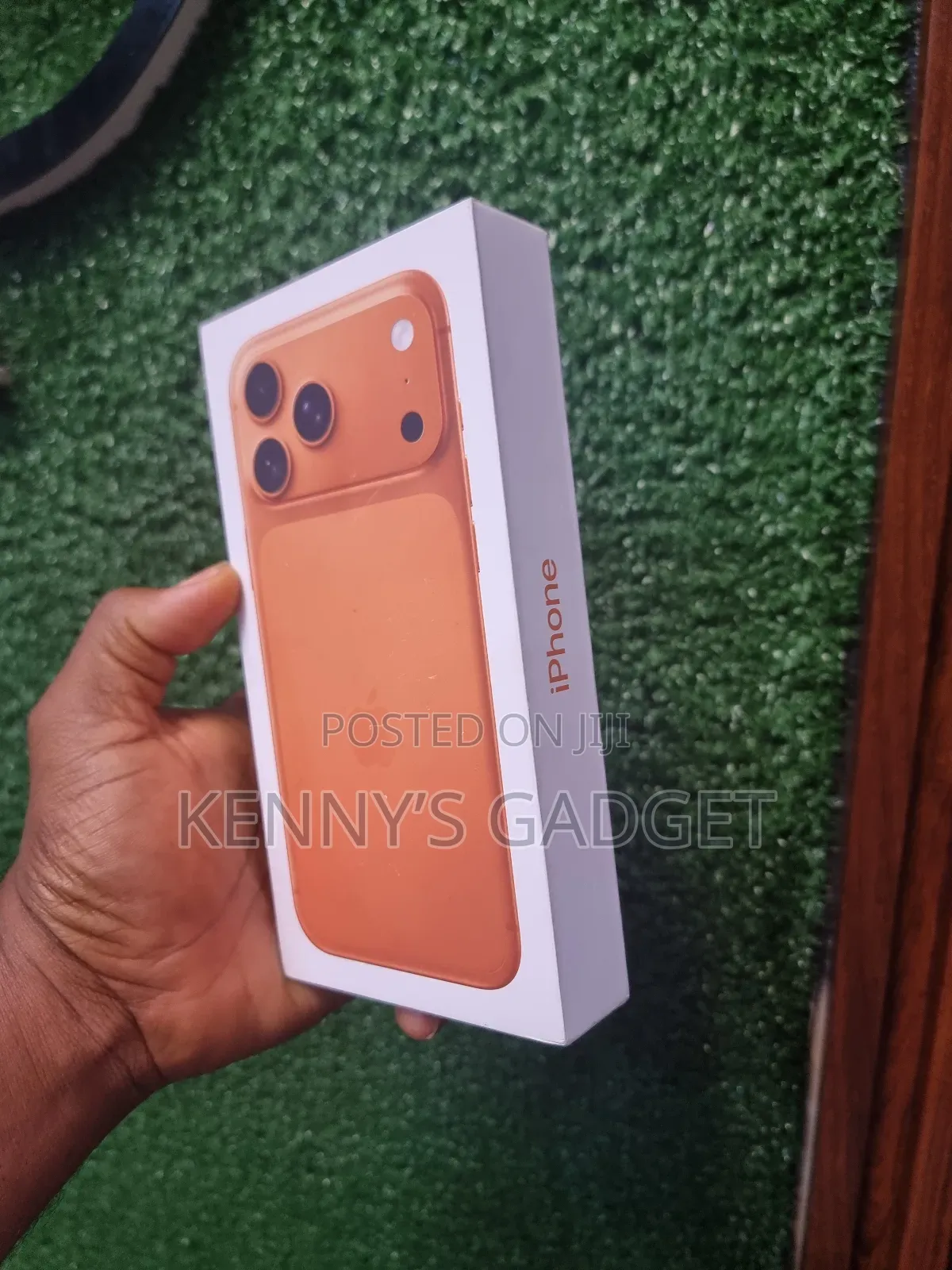 New Apple iPhone 17 Pro Max 256 GB Orange