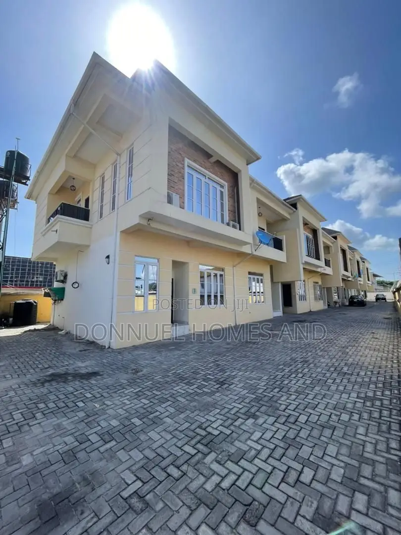 4bdrm Townhouse / Terrace in Ajah for rent