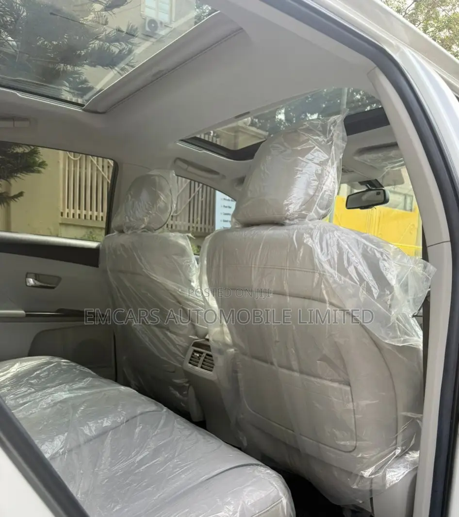Toyota Venza V6 AWD 2012 White