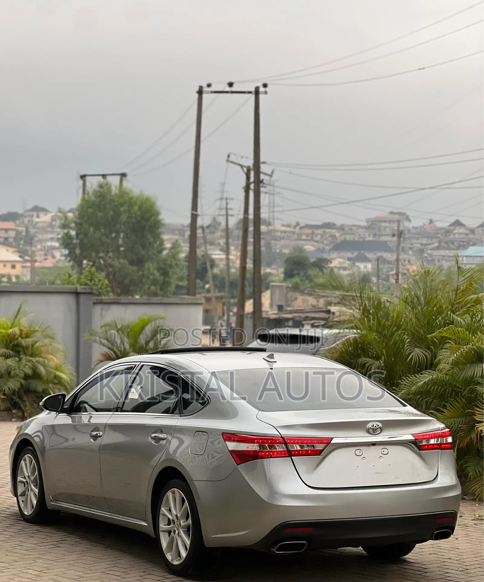 Toyota Avalon Limited 4dr Sedan (3.5L 6cyl 6A) 2015 Gray