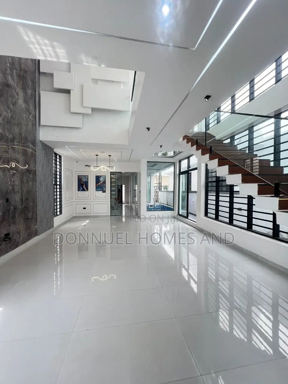 5bdrm Duplex in Ajah for sale