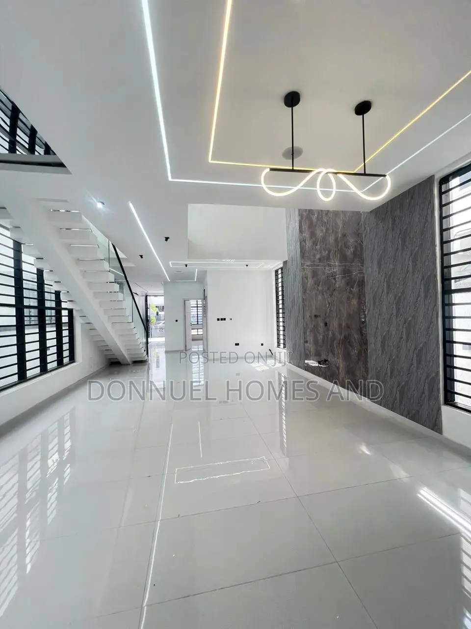 5bdrm Duplex in Ajah for sale