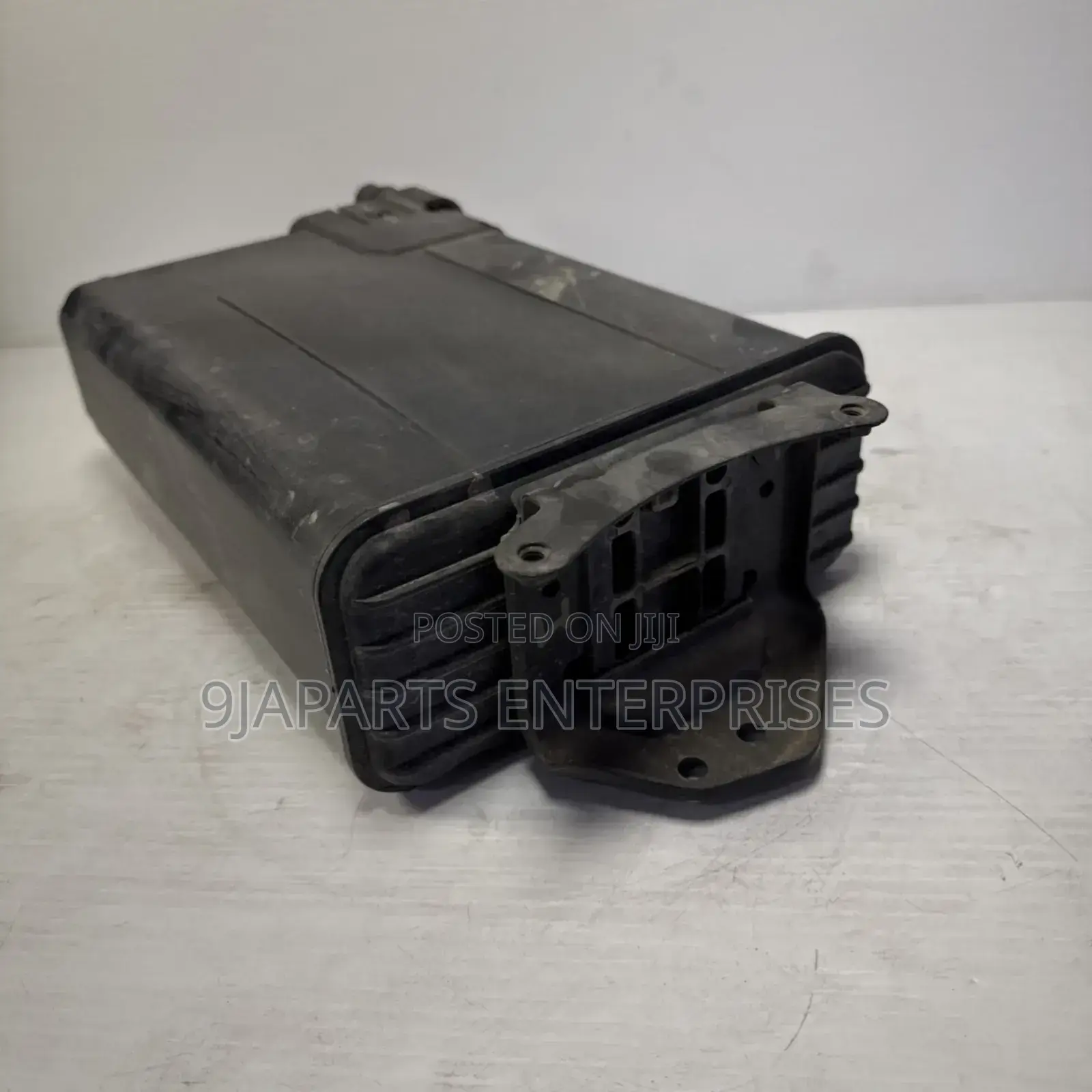 2011 - 2016 Toyota Highlander Fuel Vapor Canister
