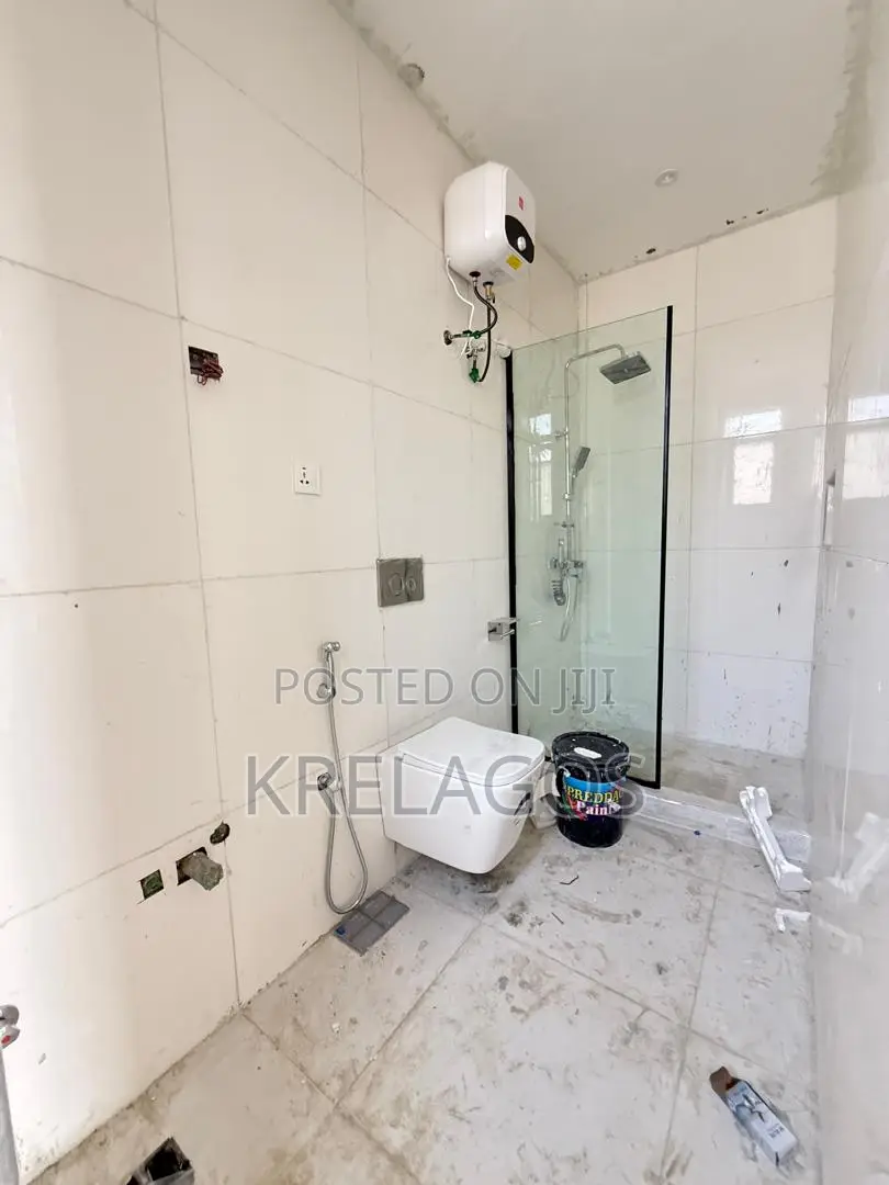2bdrm Apartment in Ikate for sale