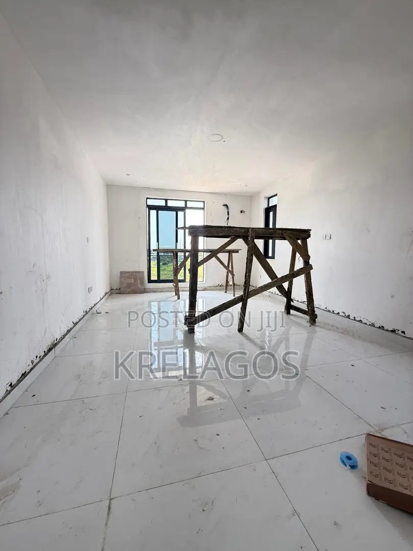 2bdrm Apartment in Ikate for sale