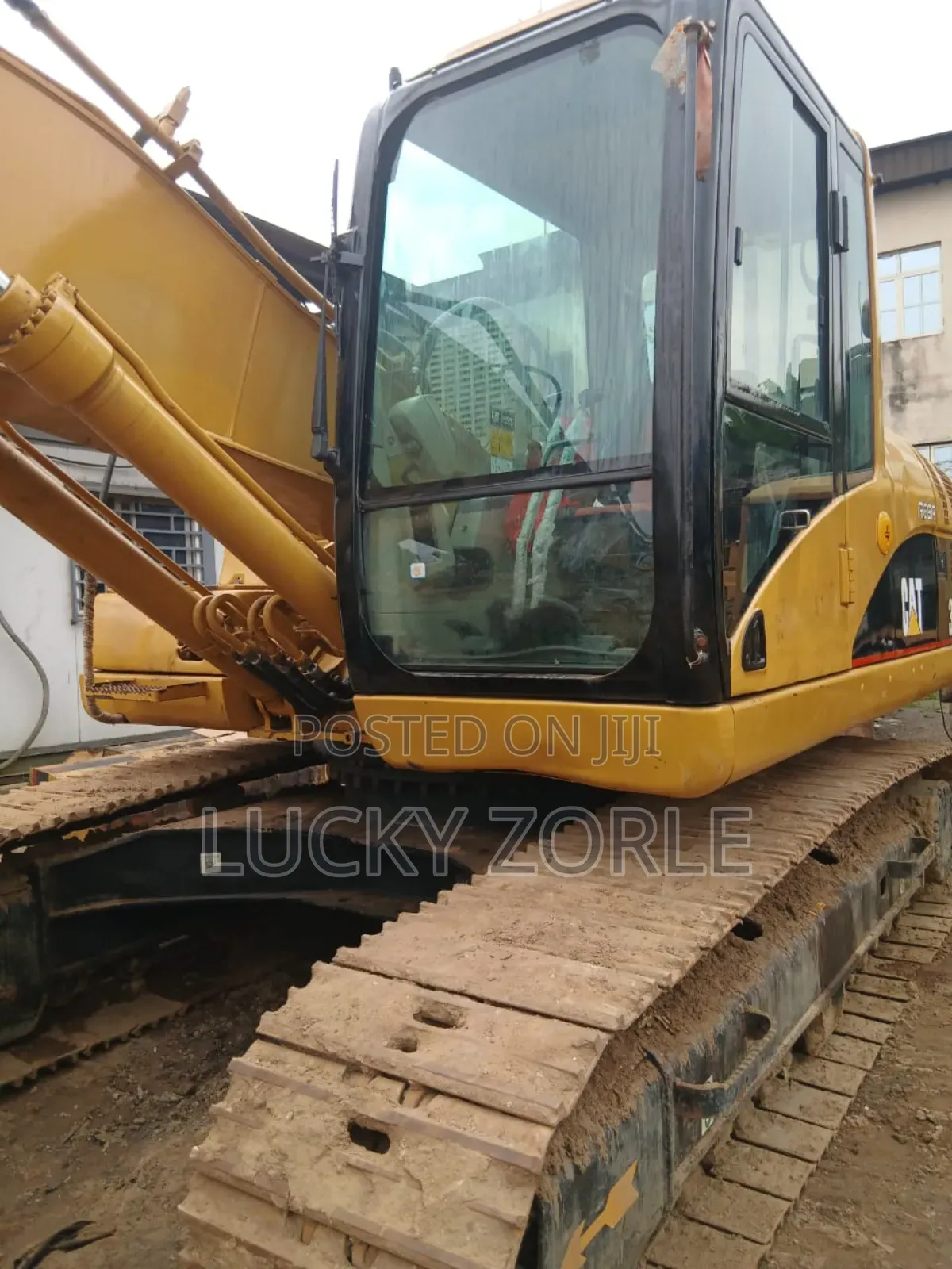320cl Excavator for Sale