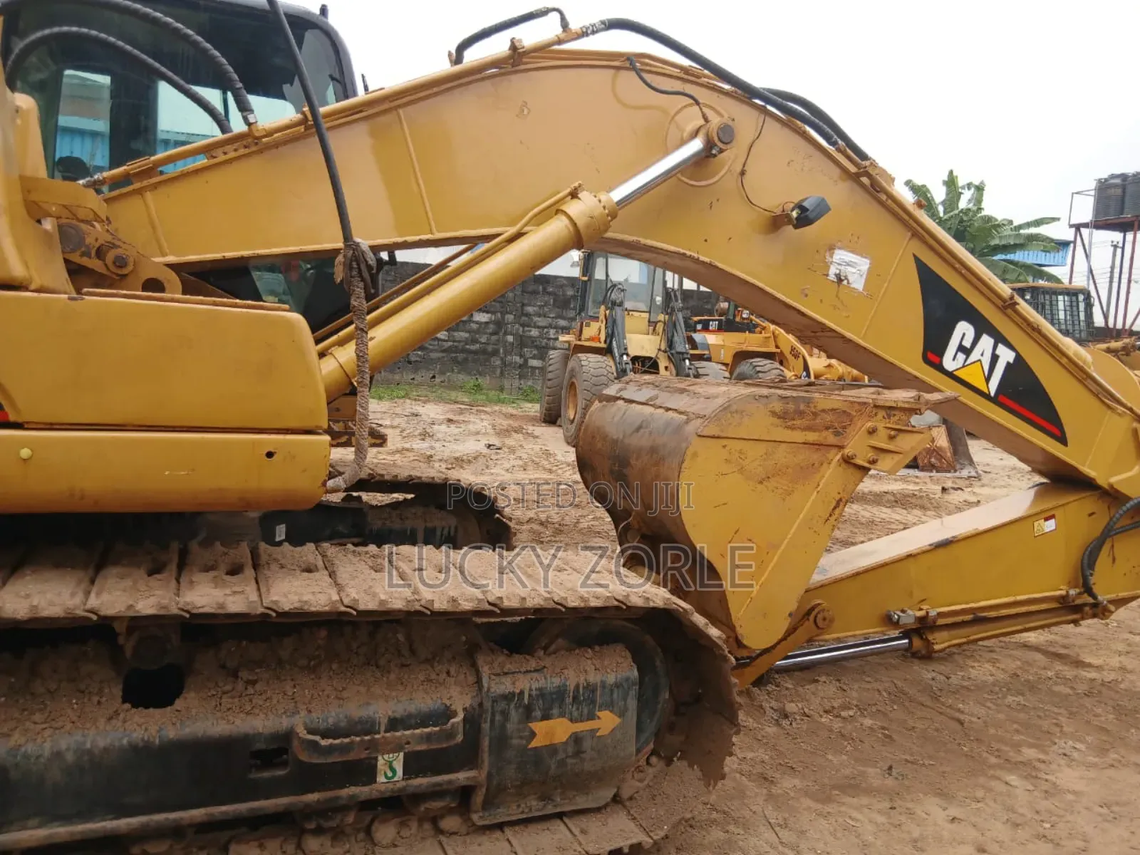 320cl Excavator for Sale