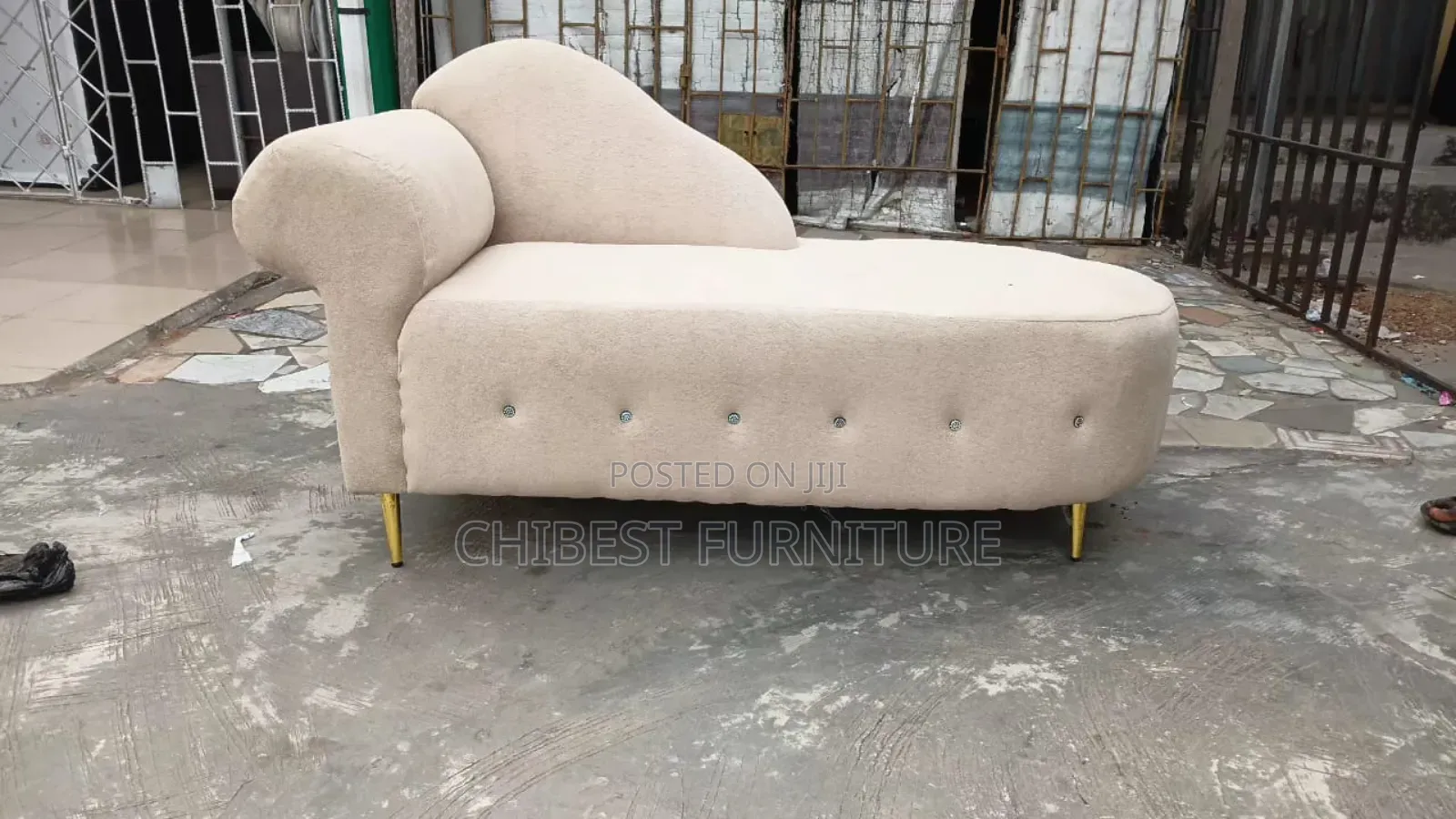 Three Sitter Luxury Launderer Sofa
