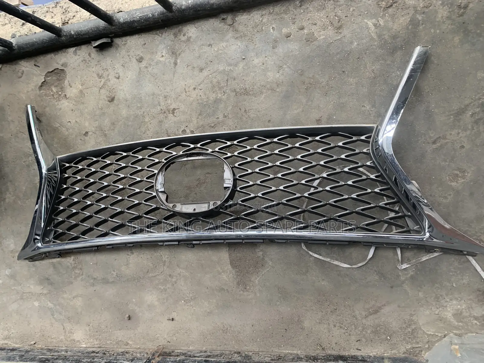 Lexus Rx 350 Front Grill Sport 015 Model