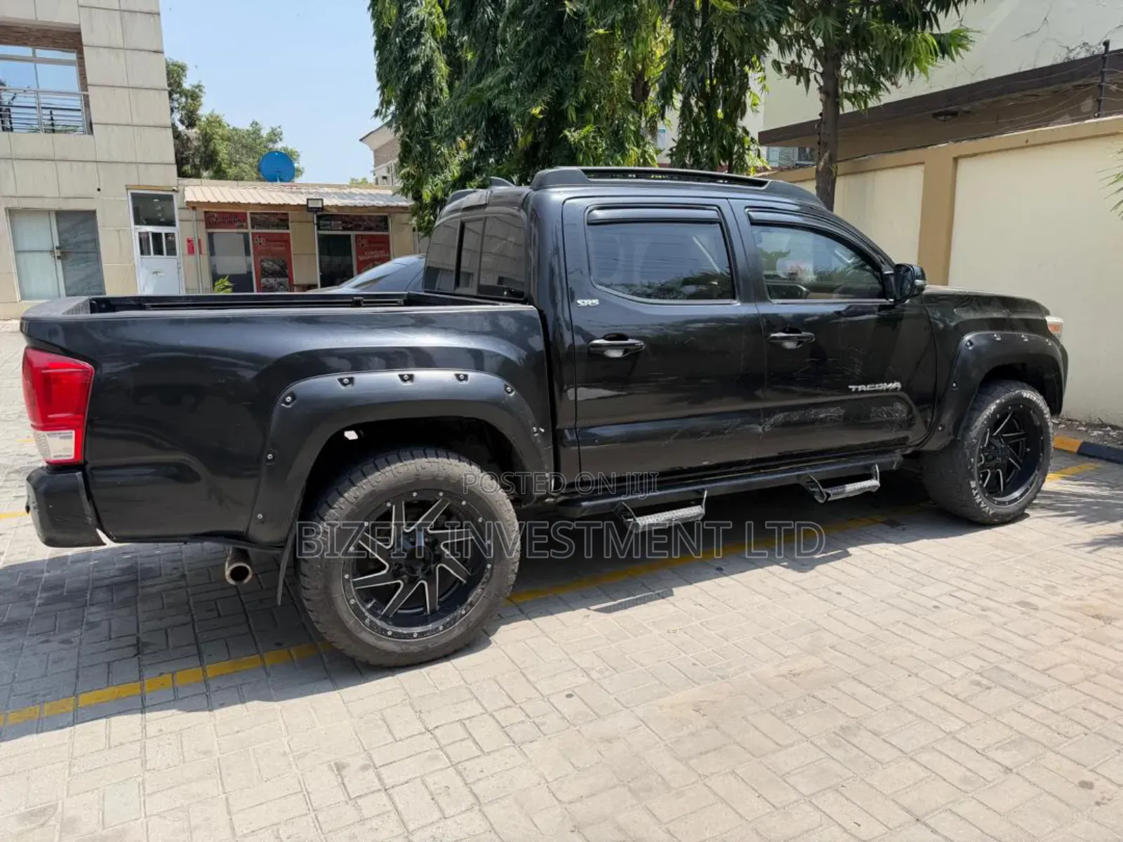 Toyota Tacoma 4dr Double Cab 2016 Black