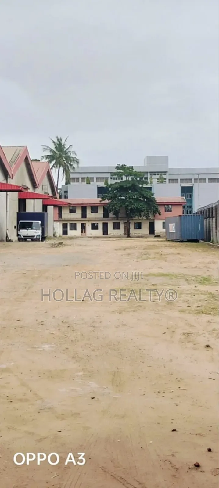 5 Bay Warehouse With Office Building on 21000 Sq MTS Land
