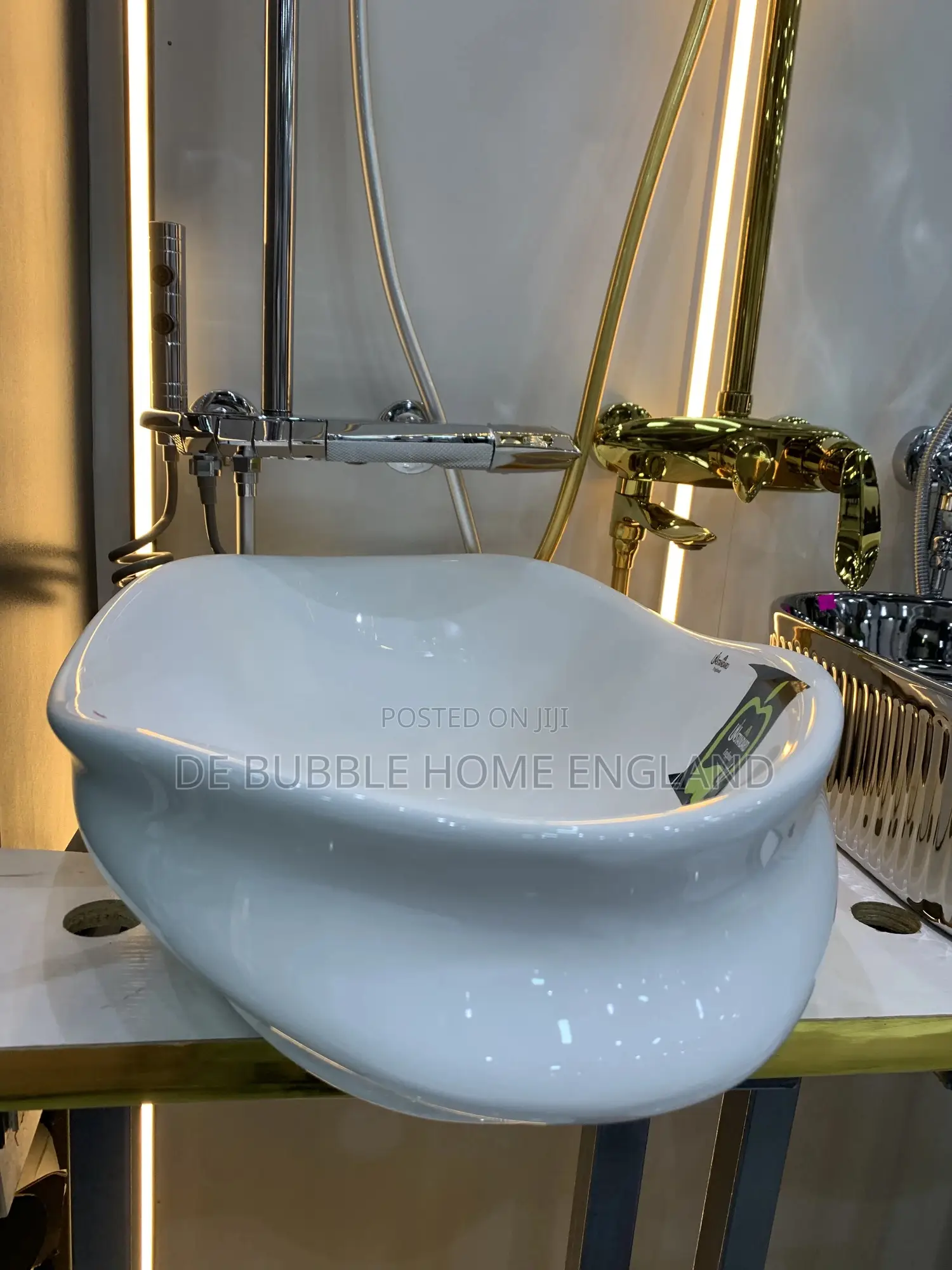 Luxury Water Closet White Set