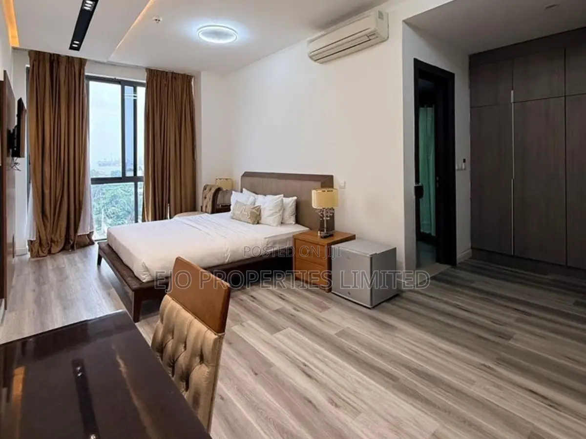 Furnished 4bdrm Apartment in Adeola Odeku for rent