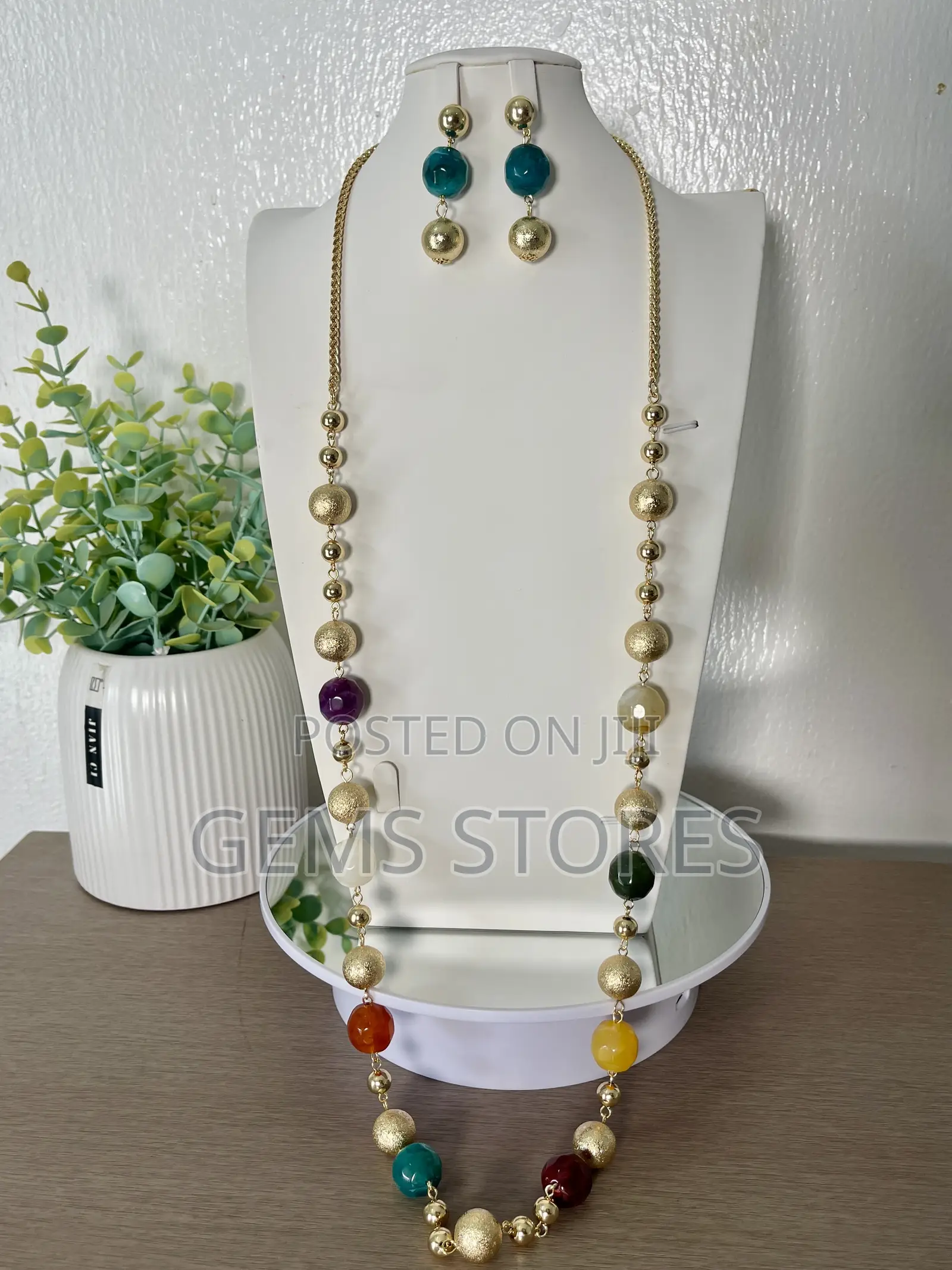 Classy Colorful Crystal Jewelry Set – Necklace + Earrings