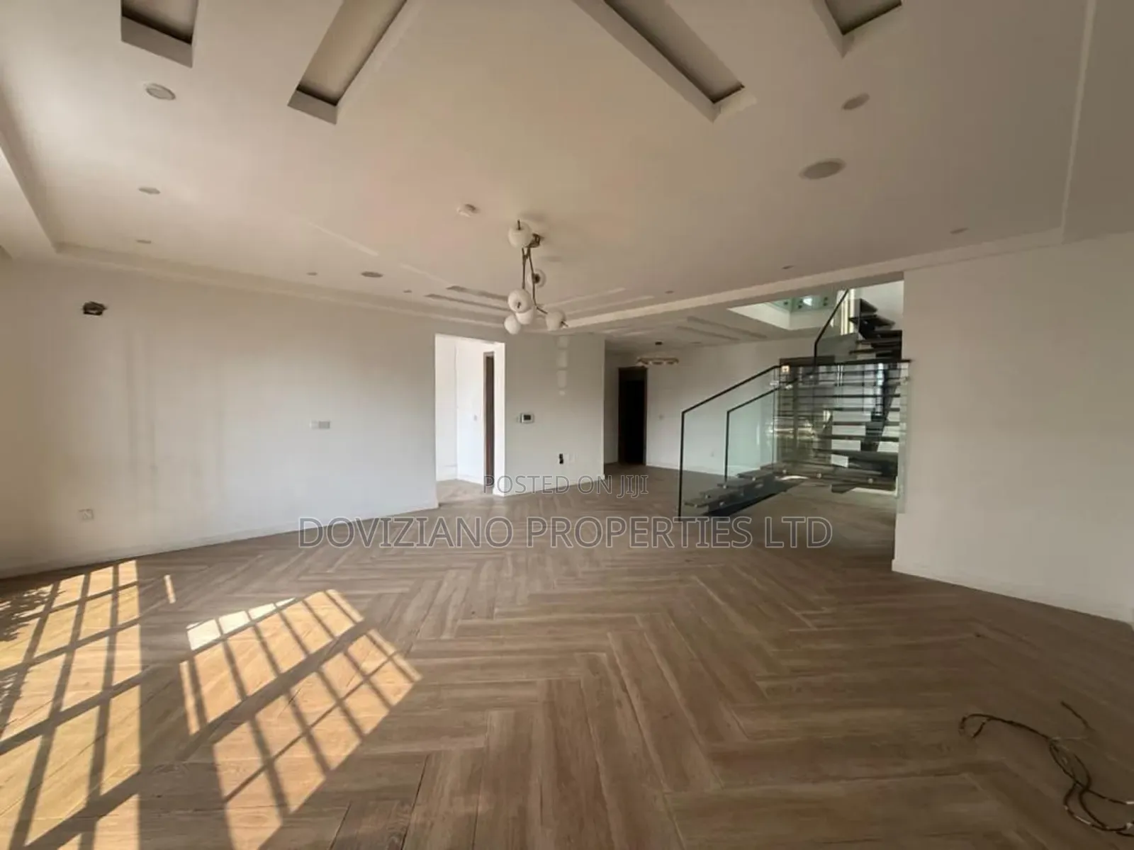 4bdrm Duplex in Lekki Phase 1 for sale