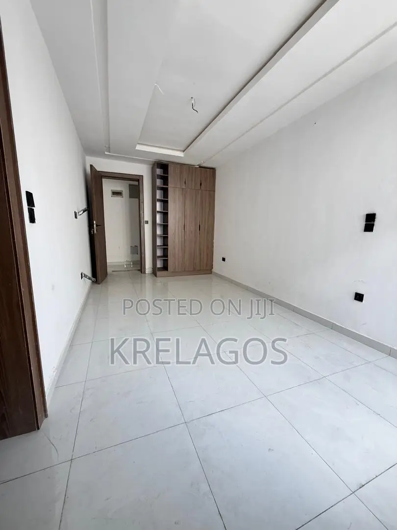 2bdrm Apartment in Ikate for sale