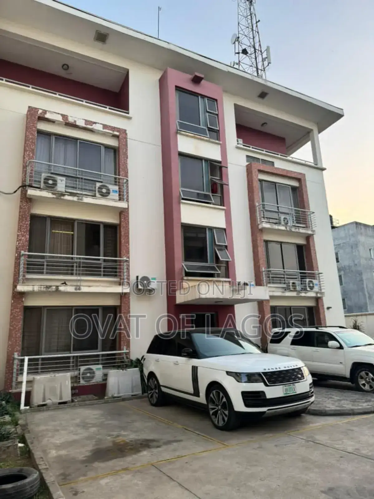 Furnished 2bdrm Penthouse in Oniru, Victoria Island for sale