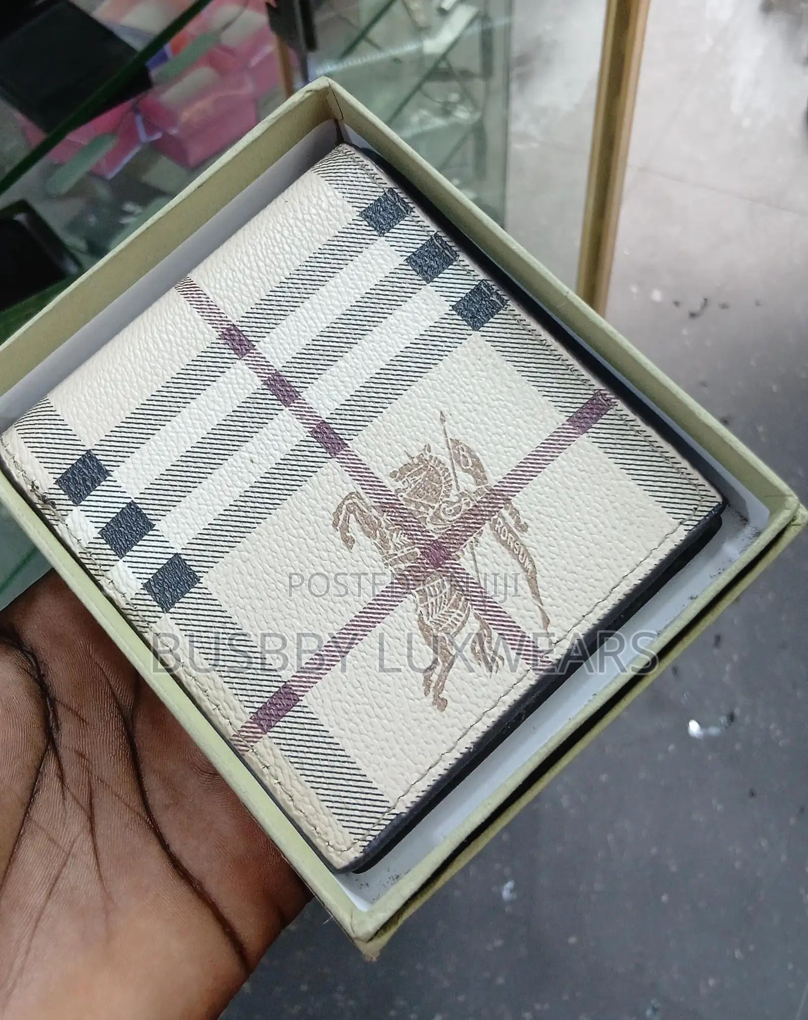 Designer Men’S Wallet Fully Boxed