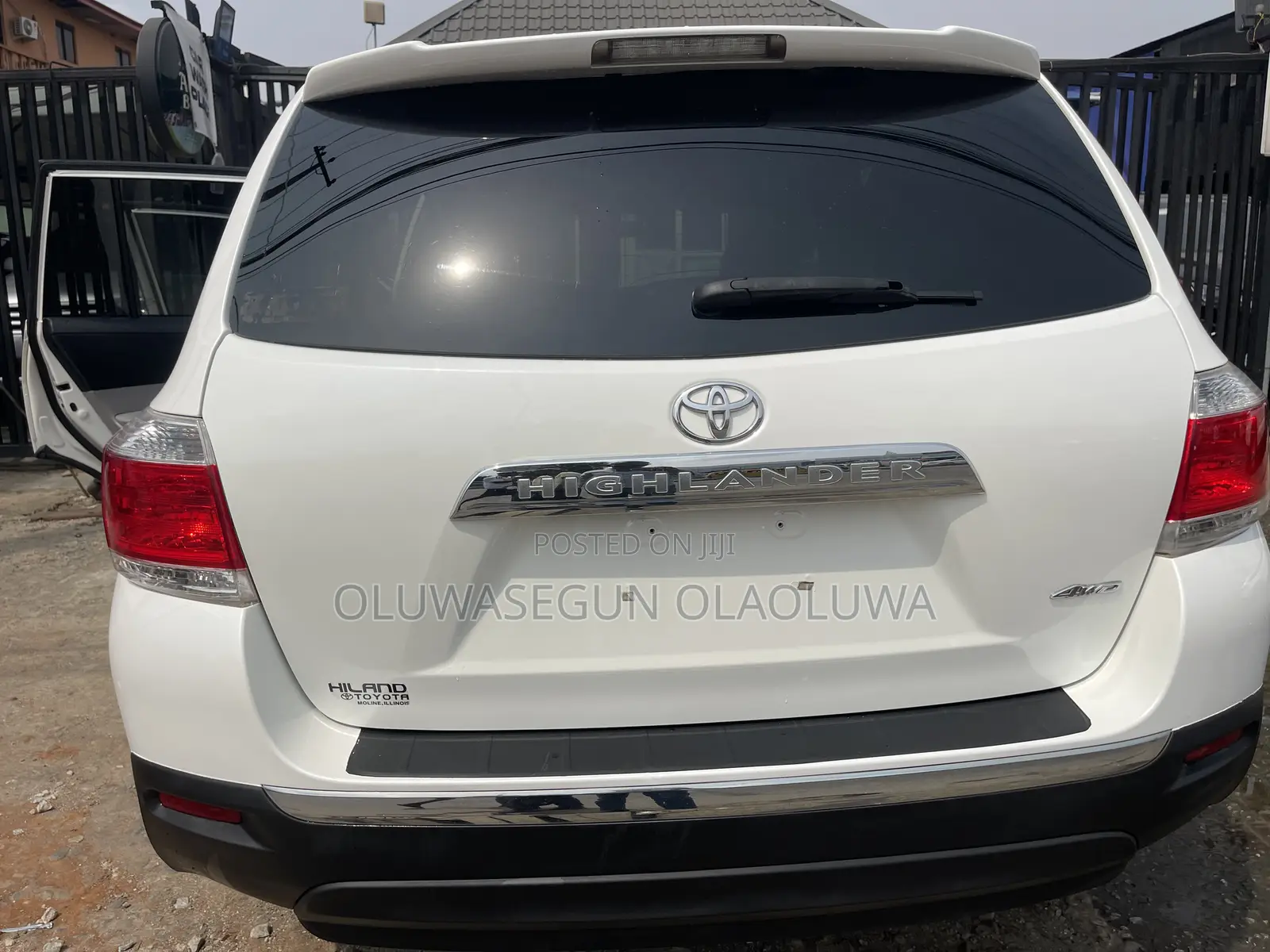 Toyota Highlander 3.5L 2WD 2013 White