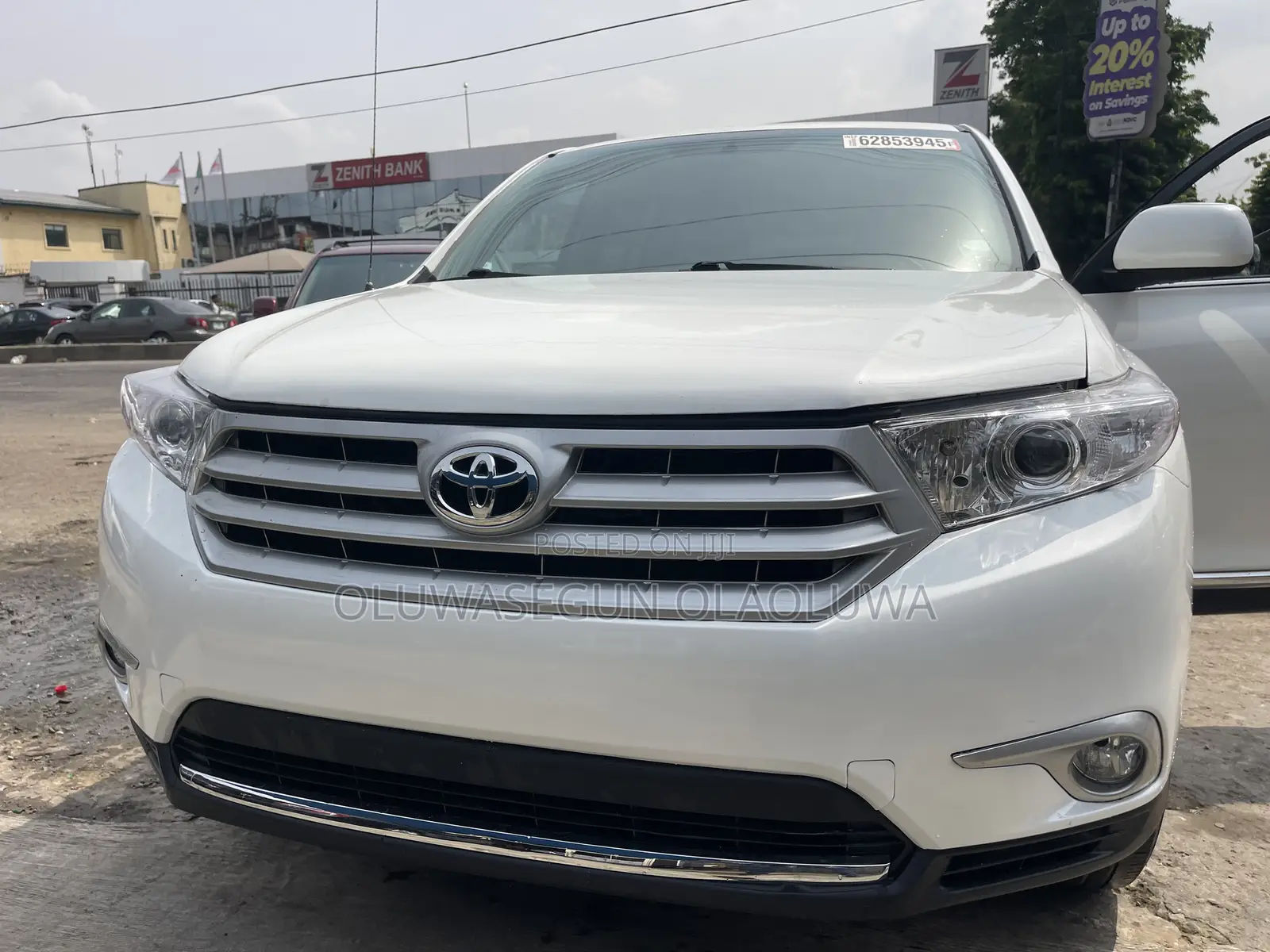 Toyota Highlander 3.5L 2WD 2013 White