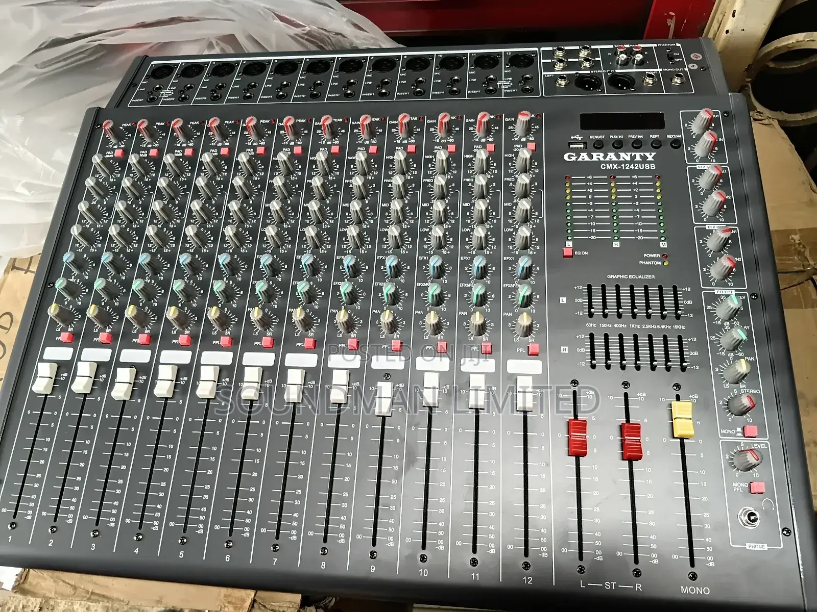 Garanty 12 Channels Mixing Console Powered Mixer