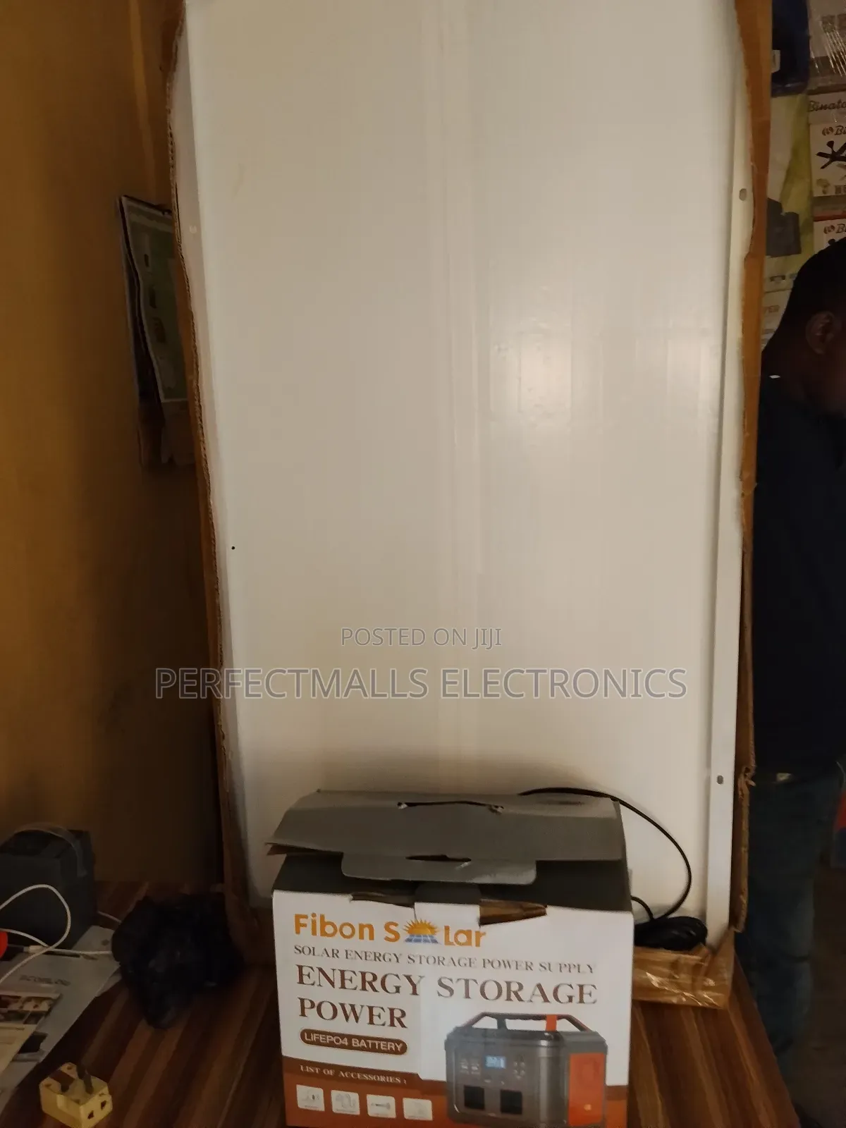 Fibon 550w Power Station With Panel