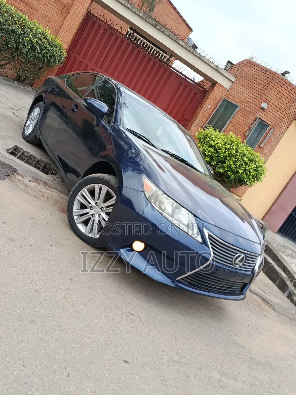 Lexus ES 350 FWD 2014 Blue