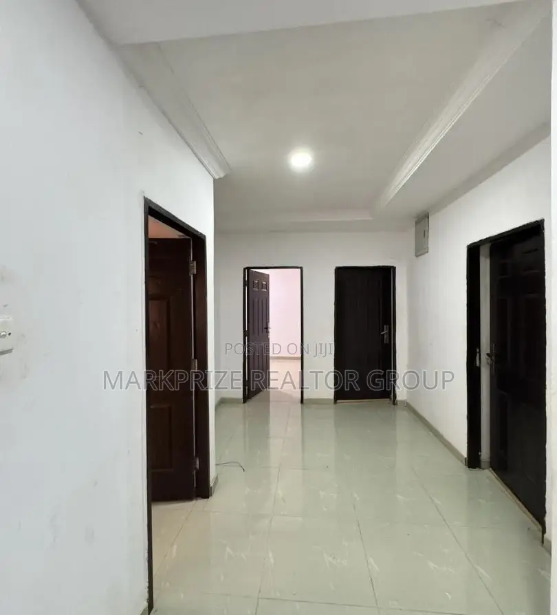 4bdrm Duplex in Surulere Lagos for sale