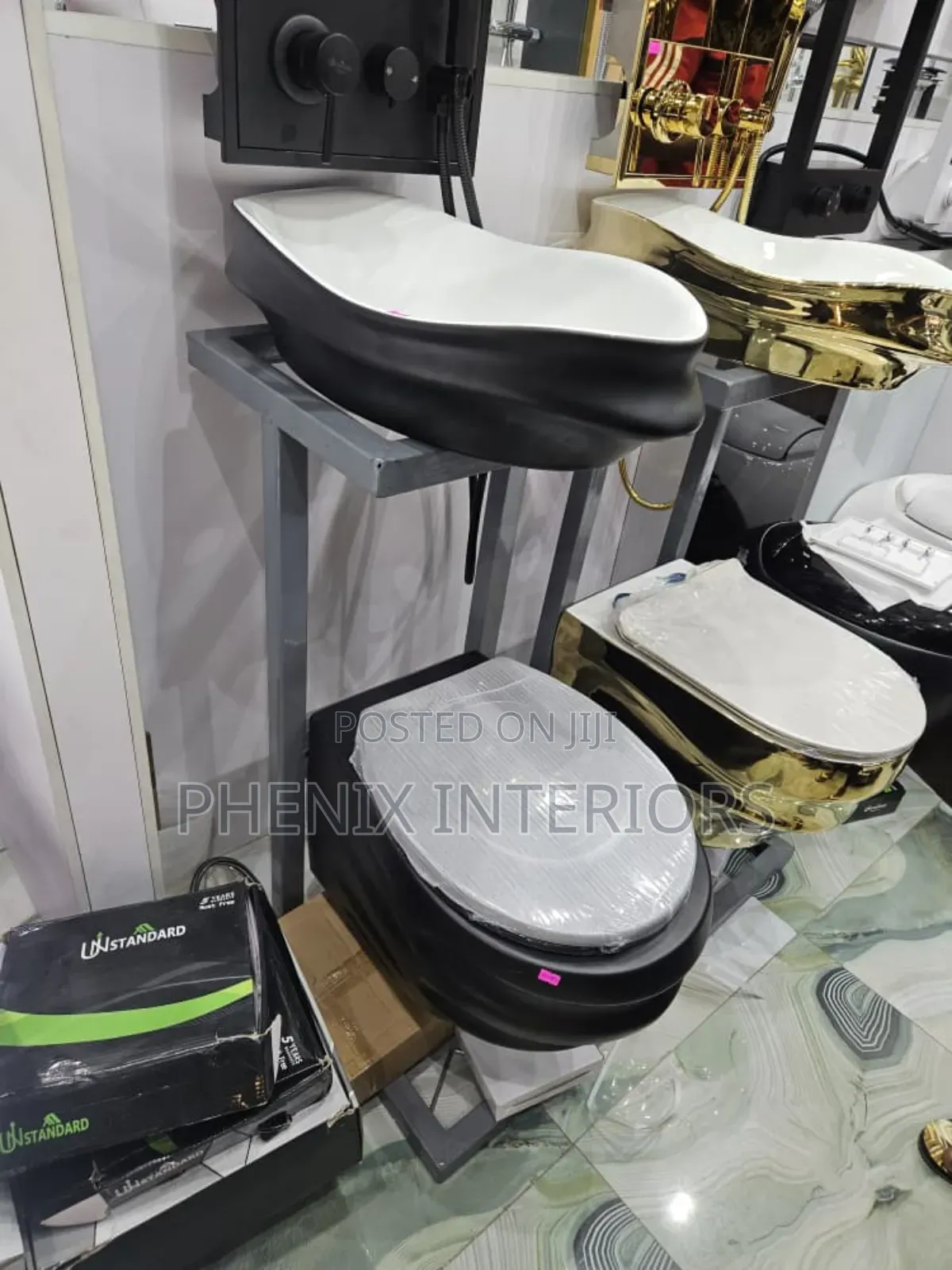 Luxury Wall Hung Wave Design Water Closet