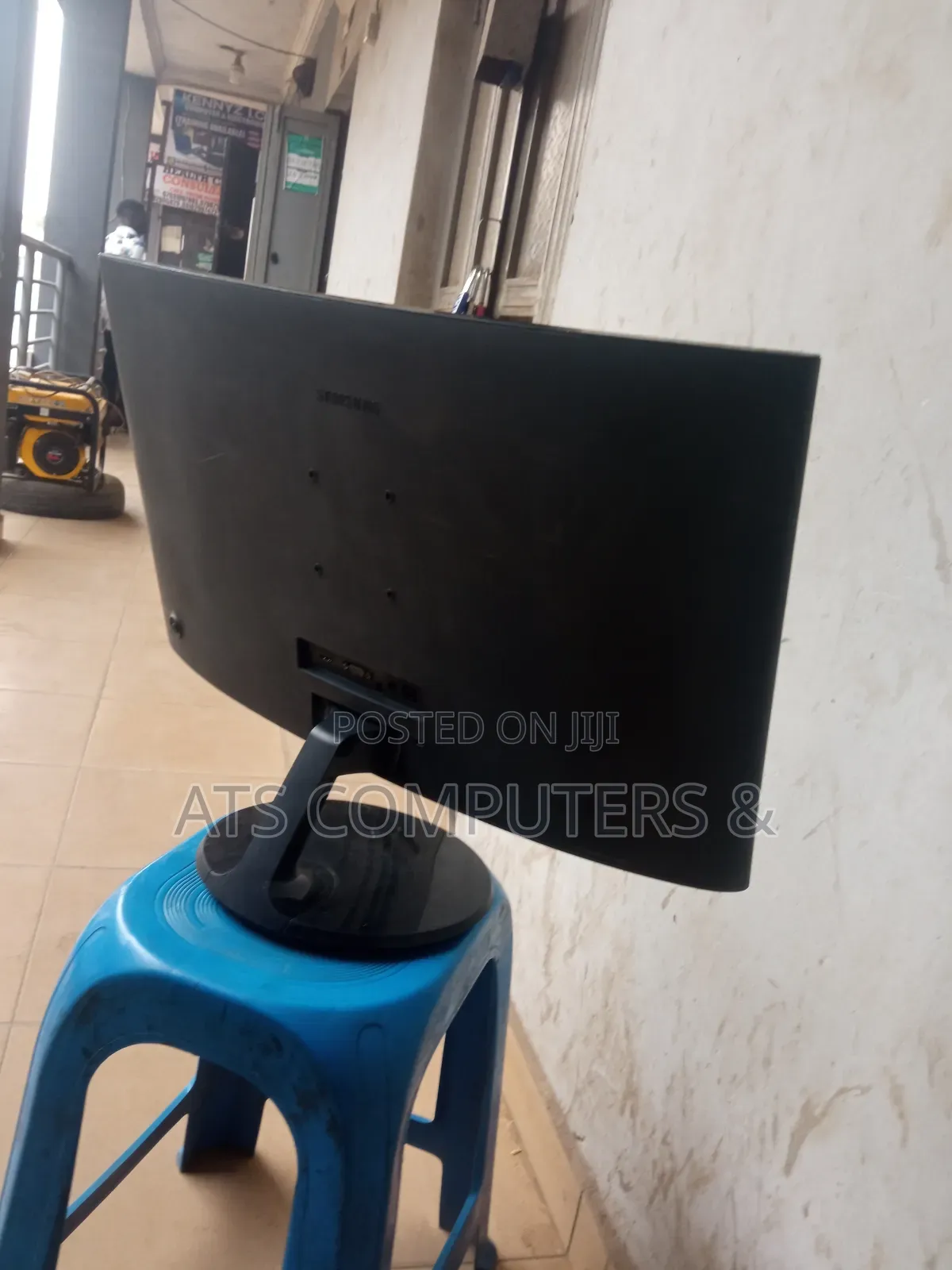 27 Inches Samsung Curve Led Monitor