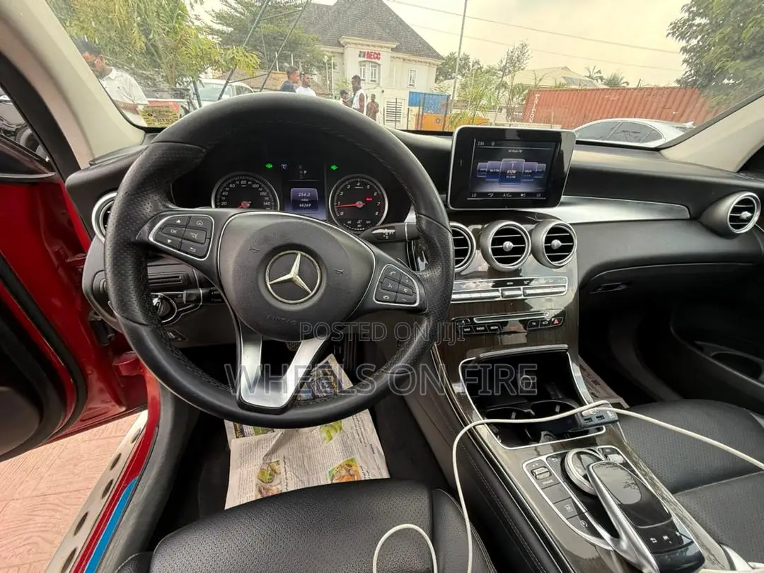 Mercedes-Benz GLC-Class 2017 Red