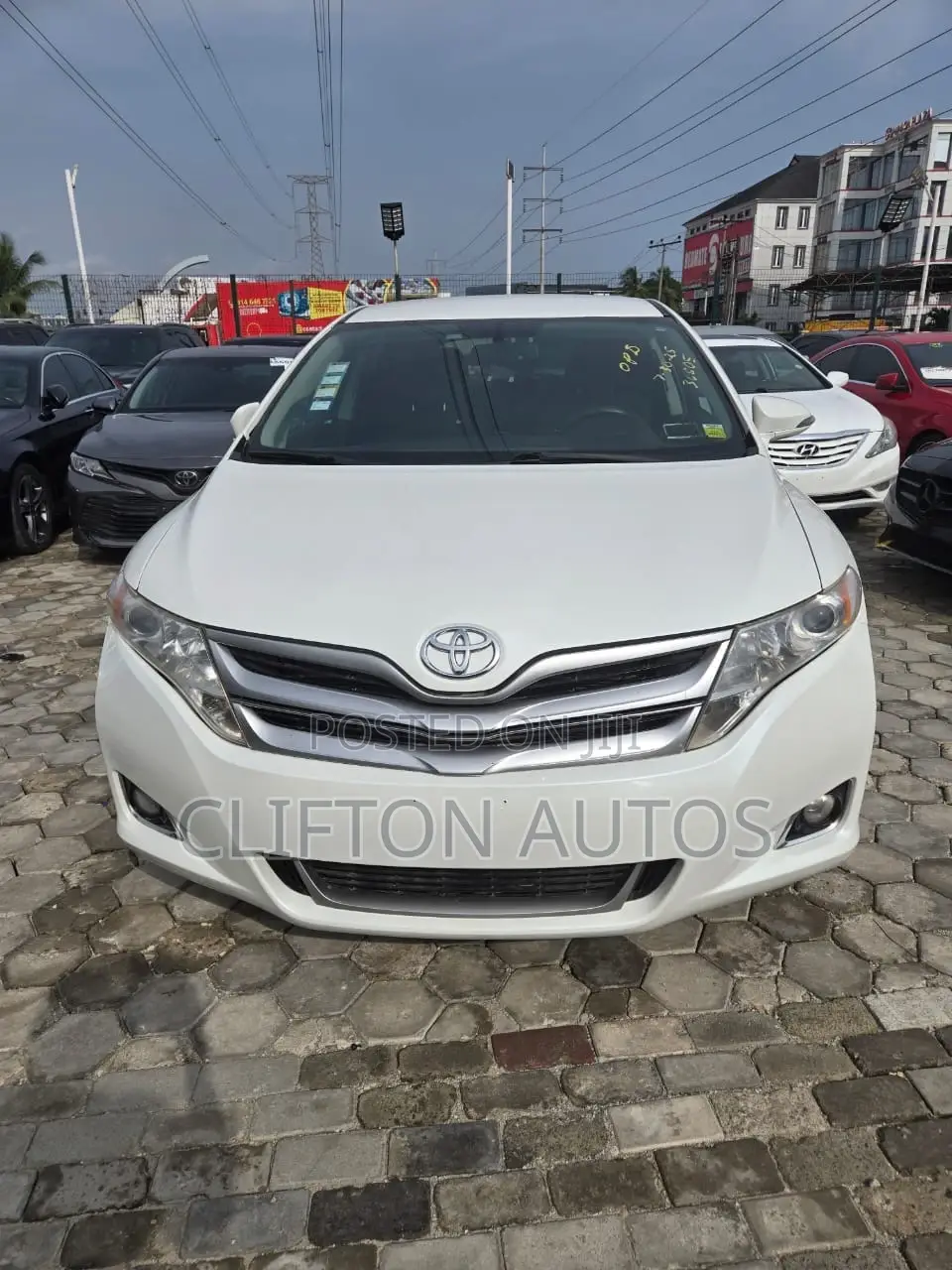 Toyota Venza LE AWD 2013 White