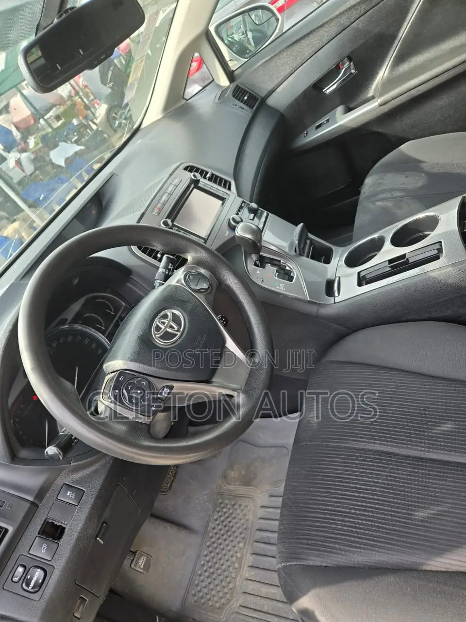 Toyota Venza LE AWD 2013 White