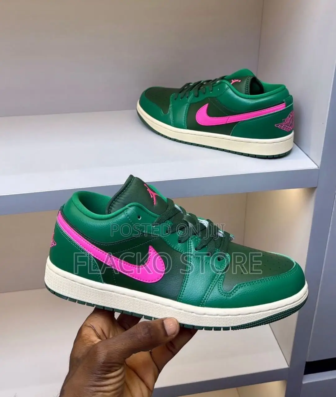 Original Air Jordan 1 Low Se Malachite Sneakers