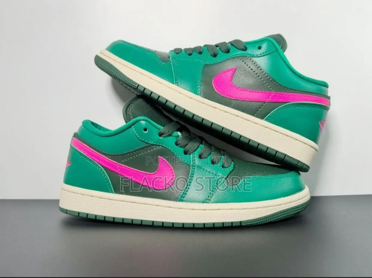 Original Air Jordan 1 Low Se Malachite Sneakers