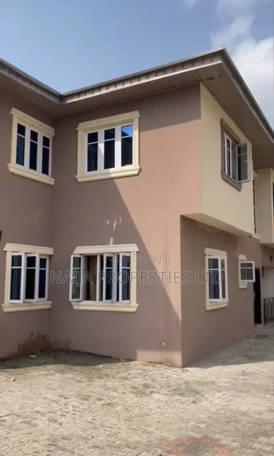 2bdrm Block of Flats in Parapo, Awoyaya for sale