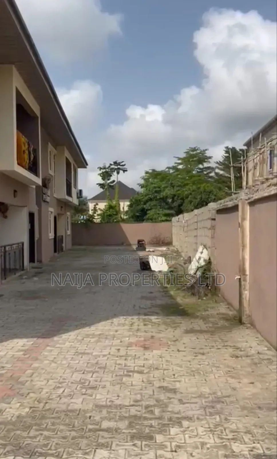 2bdrm Block of Flats in Parapo, Awoyaya for sale