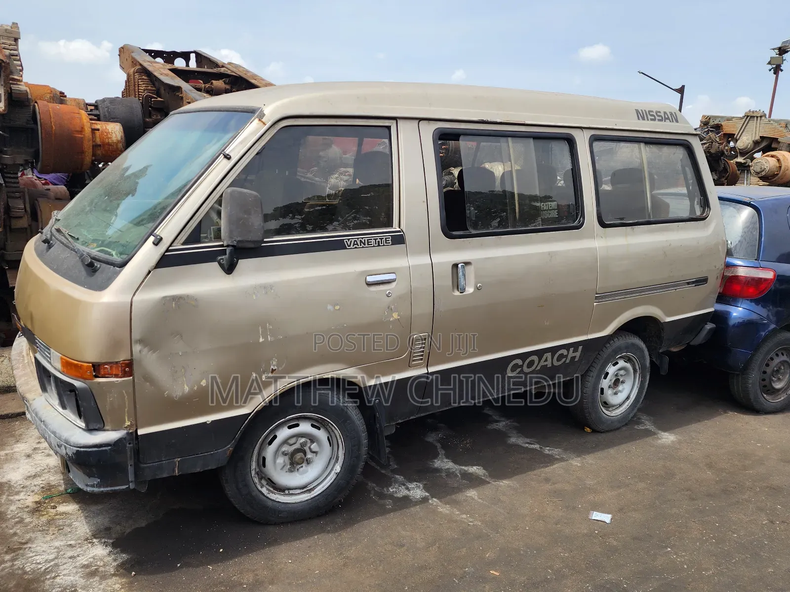 Nissan Vanette 1994 Gold
