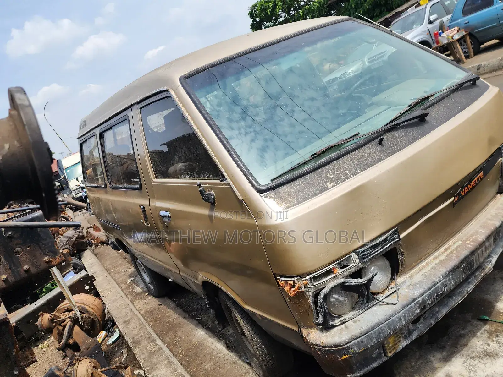 Nissan Vanette 1994 Gold