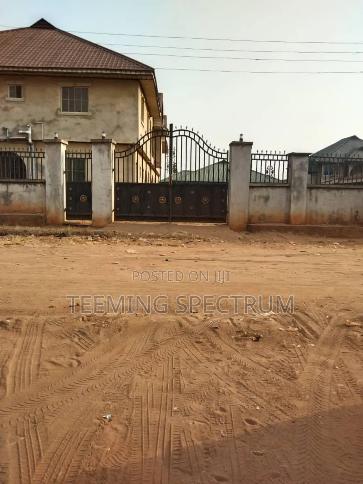 3bdrm Block of Flats in Benin City for sale