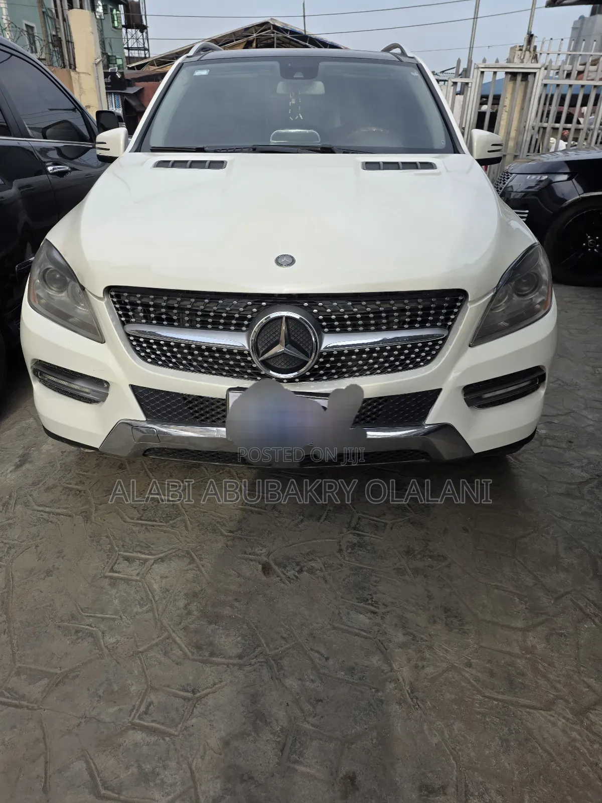 Mercedes-Benz M Class 2013 Off white