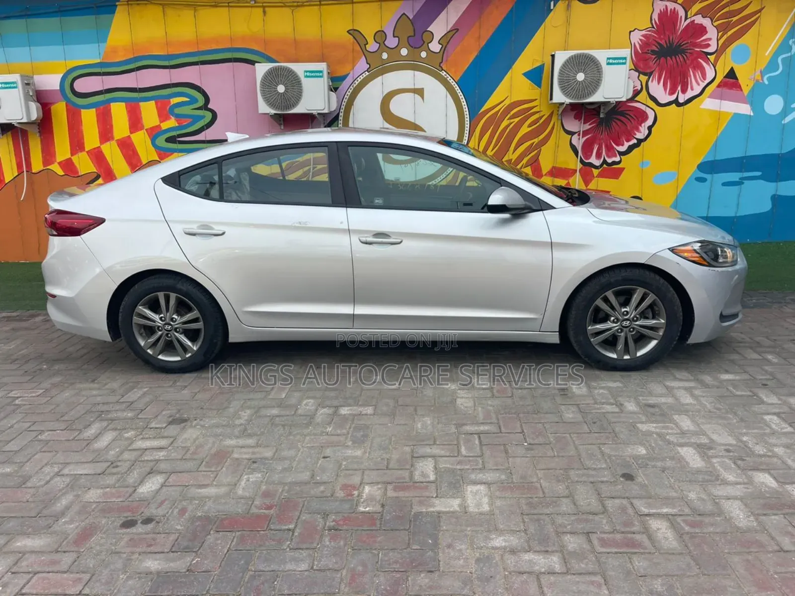 Hyundai Elantra SE Sedan FWD (2.0L 4cyl 6M) 2017 Silver