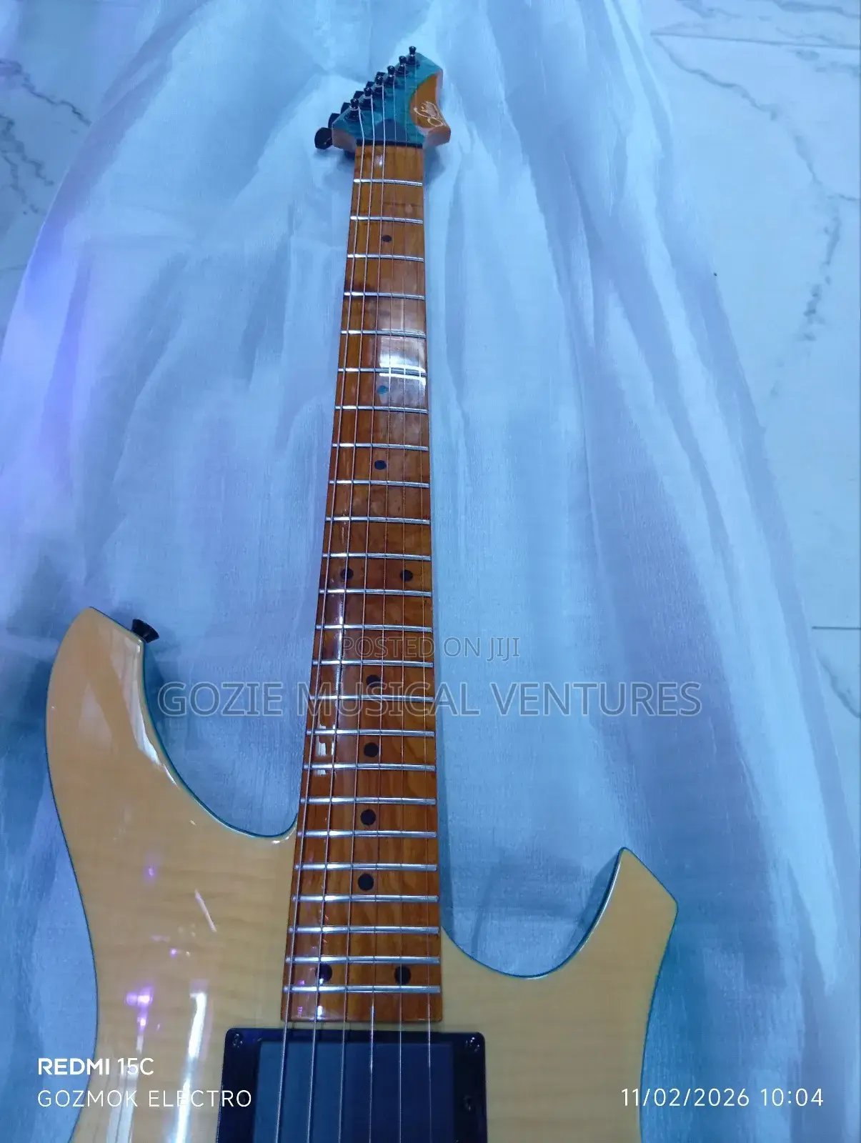 Seviliana Rg2 Premium Electric Guitar in a Blue-to Yellow Gradient