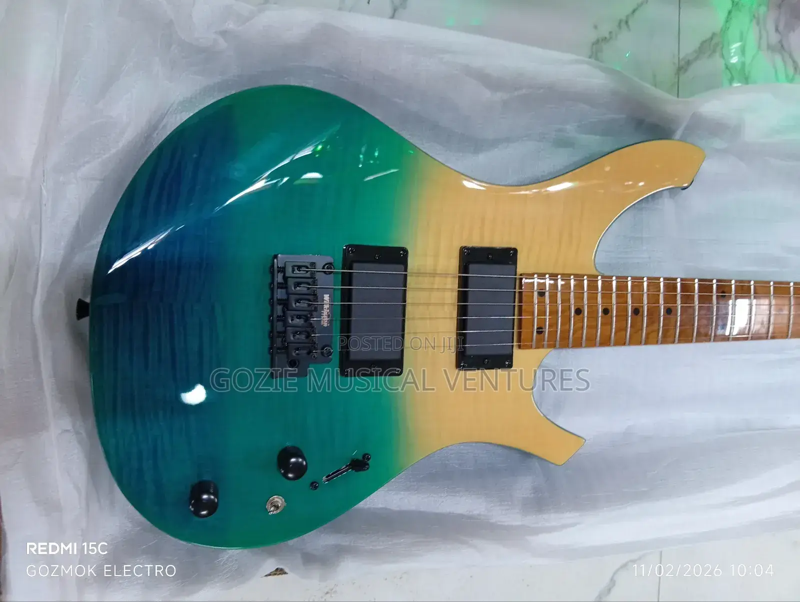 Seviliana Rg2 Premium Electric Guitar in a Blue-to Yellow Gradient