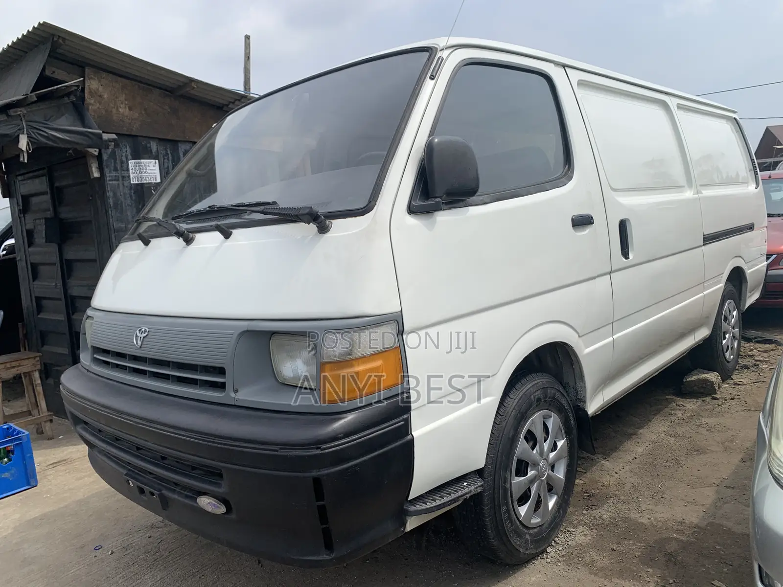 Toyota Grand HiAce 1999 White