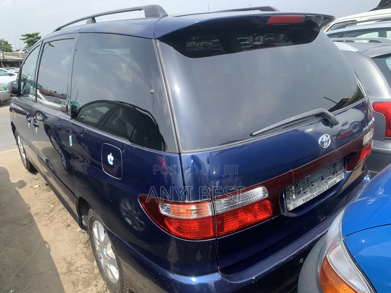 Toyota Previa 2005 Blue