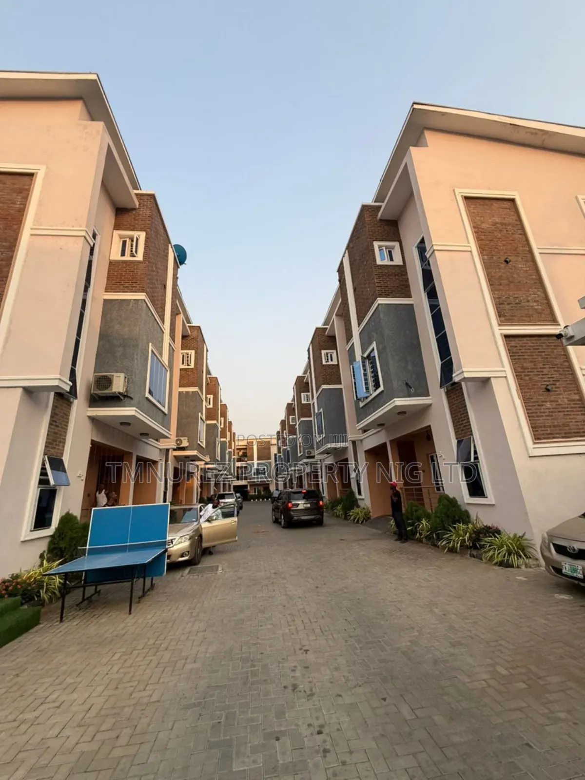 4bdrm Duplex in Ikate, Idado for rent