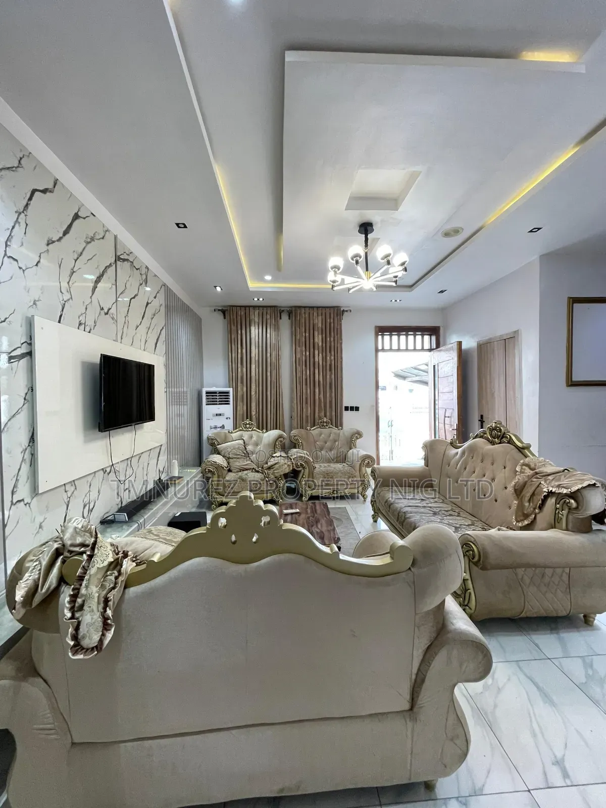 4bdrm Duplex in Orchild Road Lekki, Chevron for sale