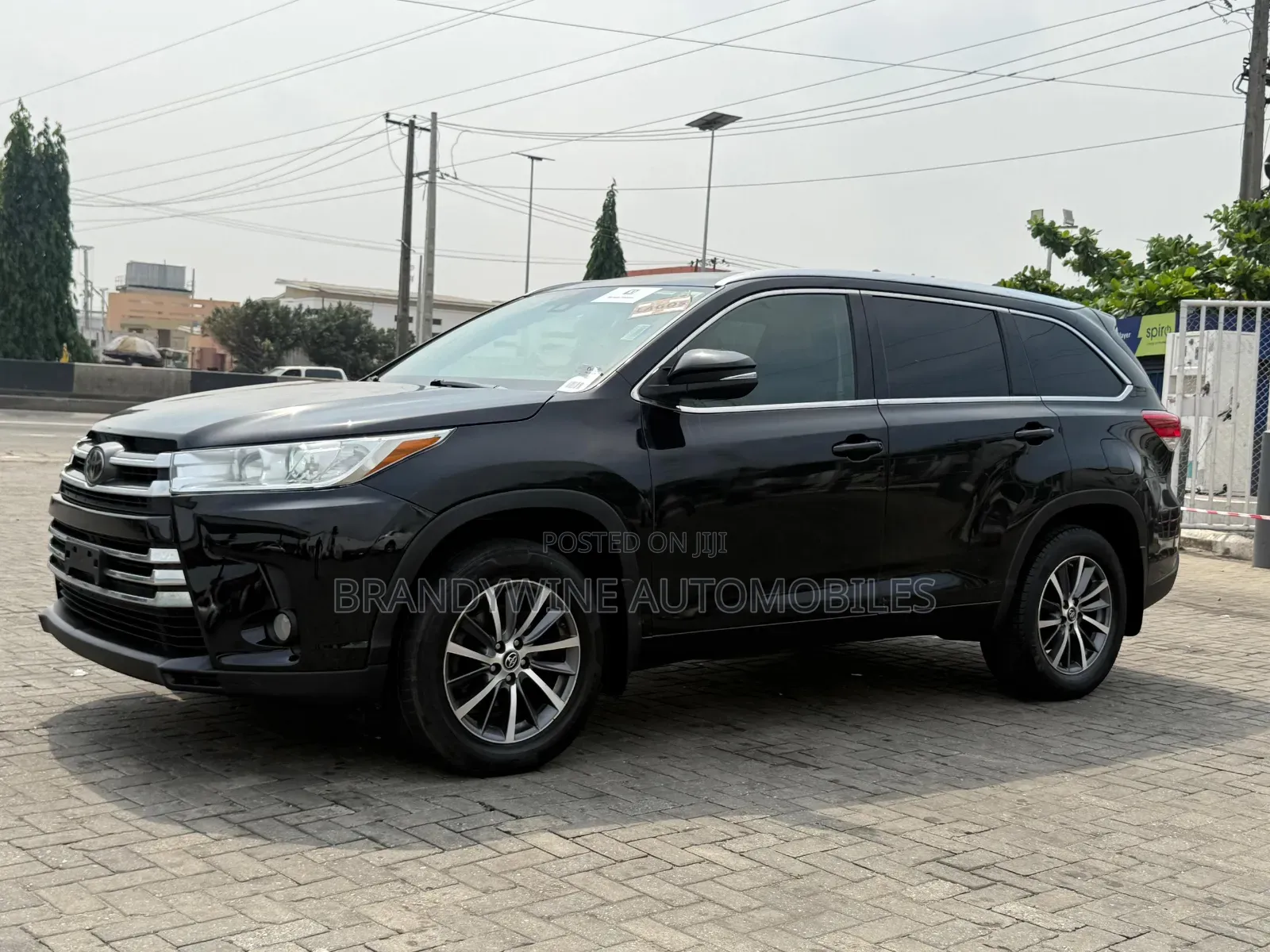 Toyota Highlander XLE 4x4 V6 (3.5L 6cyl 8A) 2017 Black